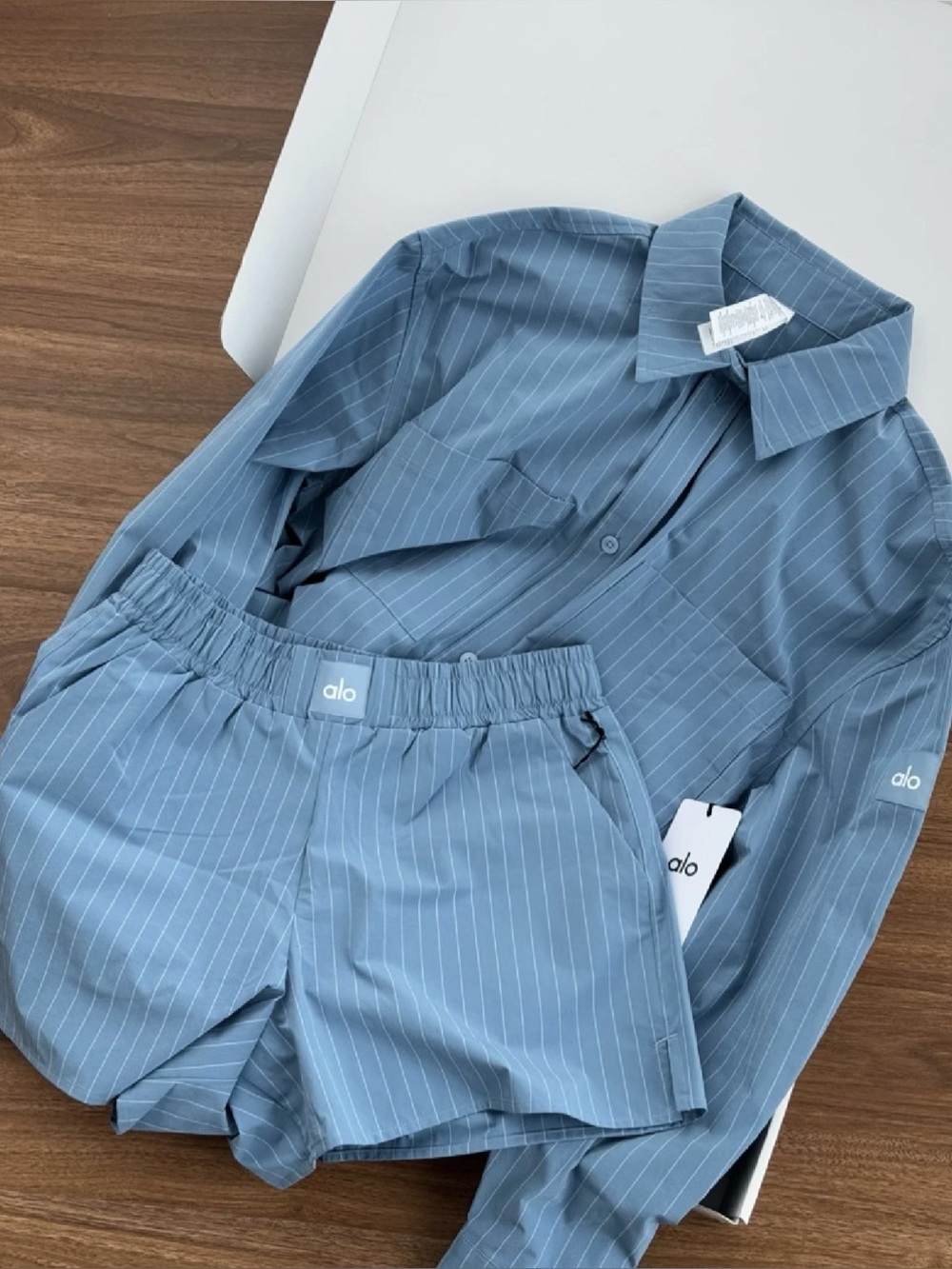 ALO Yoga Teal Pinstripe Shirt & Shorts 2pc Set